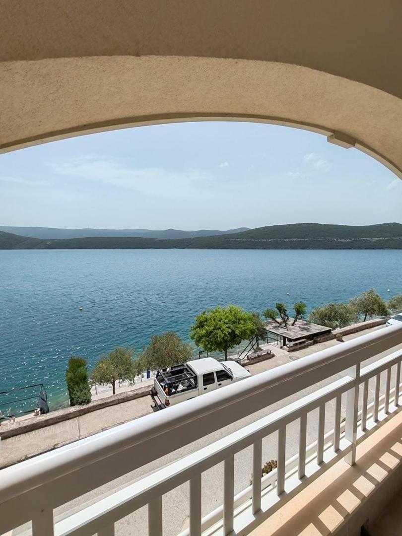Villa Raguz Sa Privatnom Plazom I Garazom Neum Exterior foto