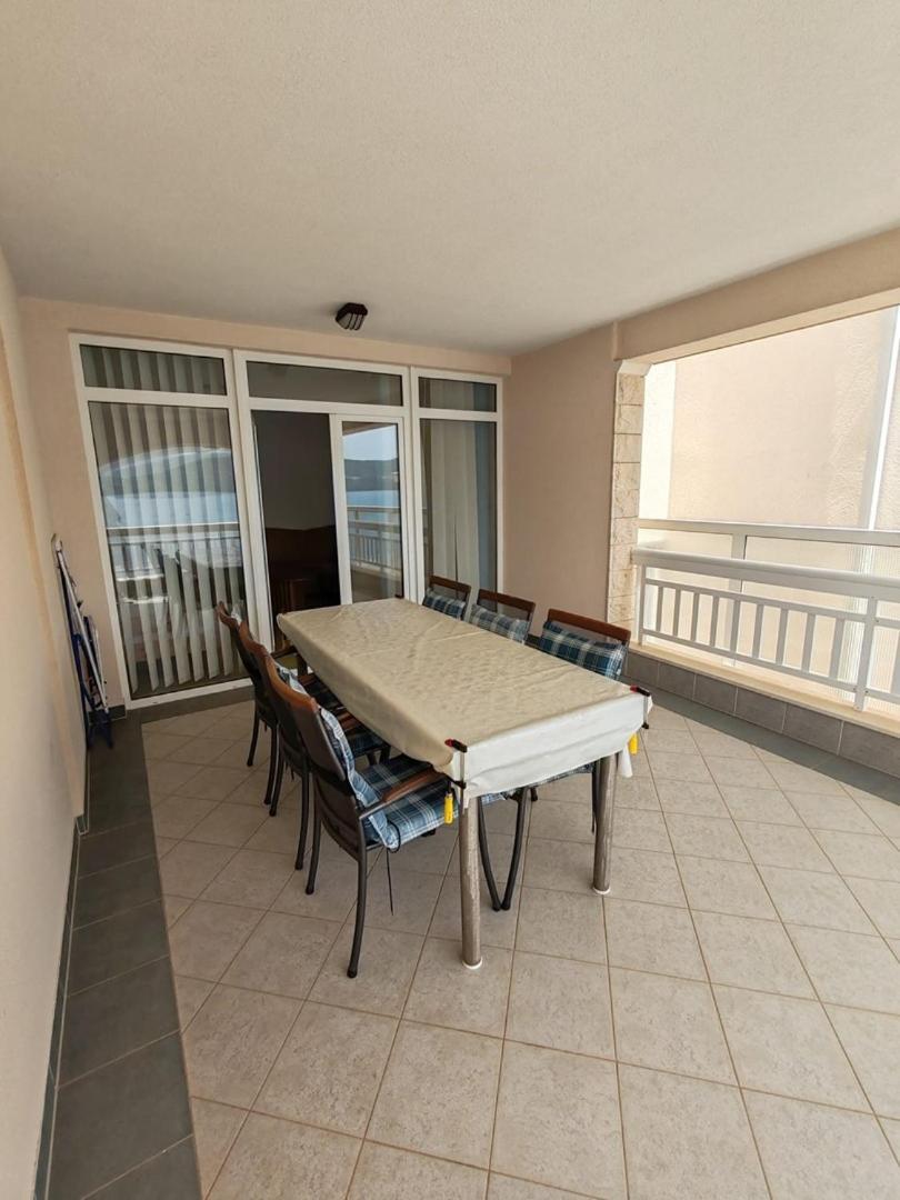 Villa Raguz Sa Privatnom Plazom I Garazom Neum Exterior foto