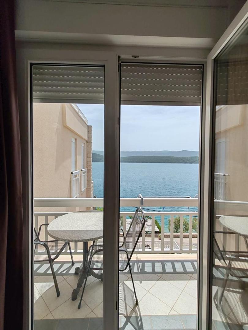 Villa Raguz Sa Privatnom Plazom I Garazom Neum Exterior foto
